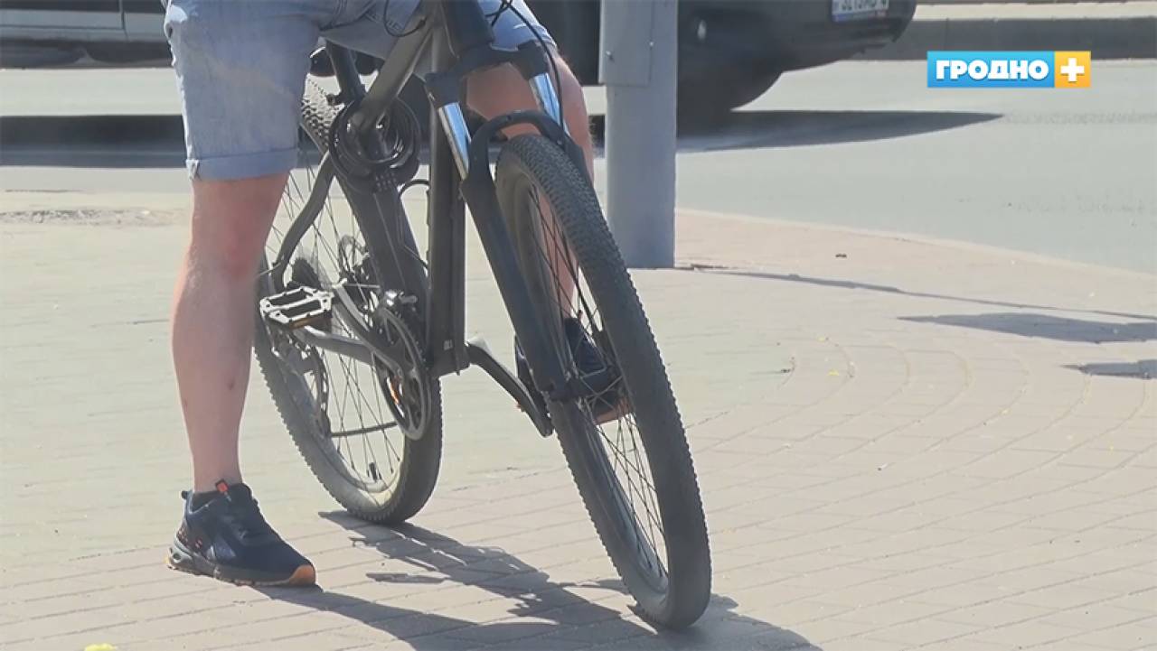 Сотрудники Гродненской ГАИ зафиксировали 600 нарушений велосипедистов с начала лета и рассказали, что с ними делают