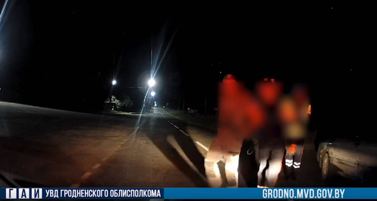В Волковыске ночью задержали очень пьяного водителя: по пути в «ночник» получилась даже небольшая погоня