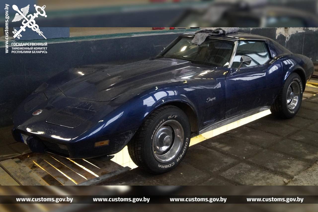 В Гродненской области суд конфисковал раритетный Chevrolet Corvette, в котором литовец пытался провезти крупную партию наркотиков