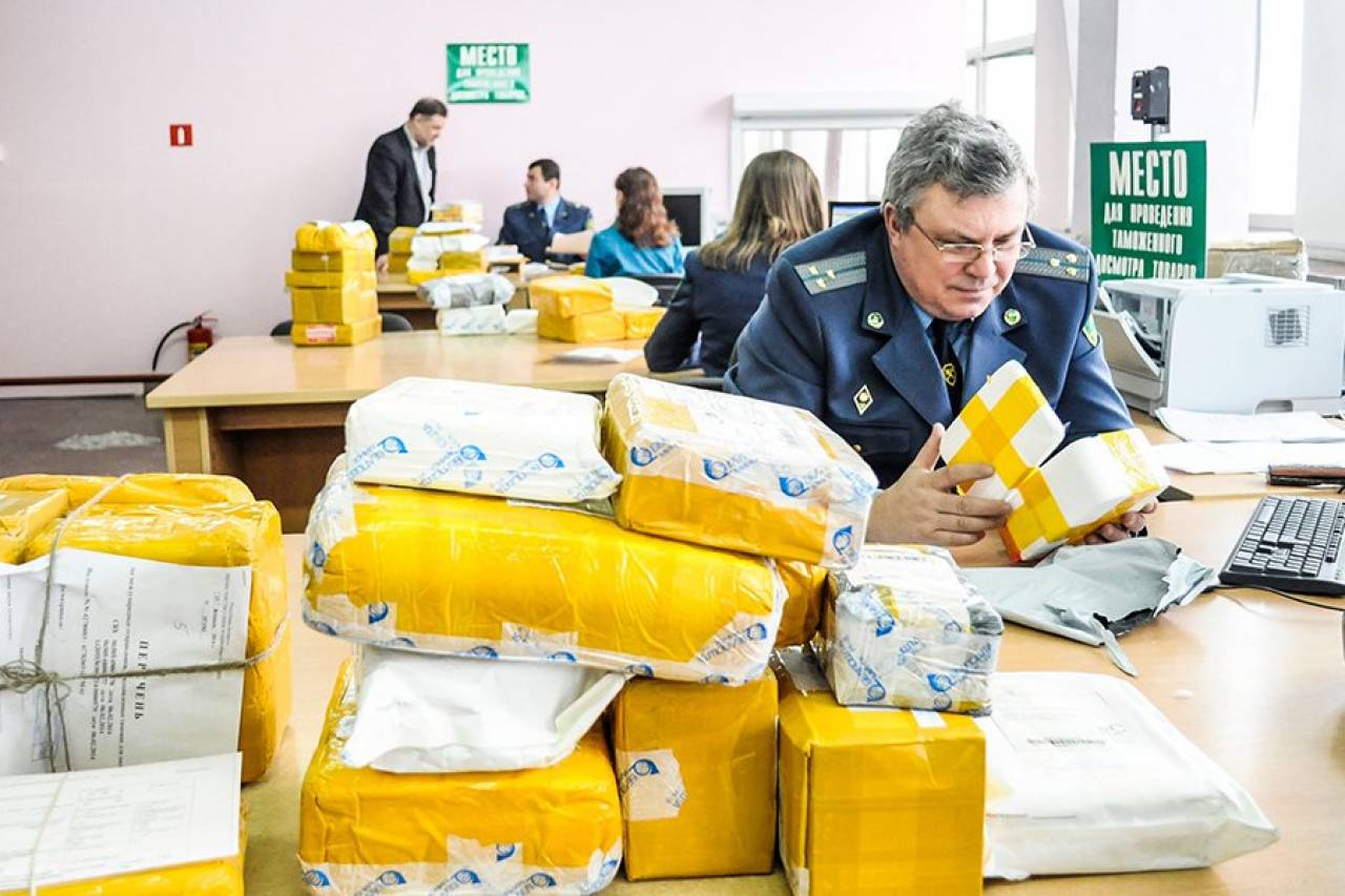 В Беларуси вот-вот сократят лимиты на ввоз товаров из-за границы и на посылки. Сколько нужно заплатить, если превысить ограничения