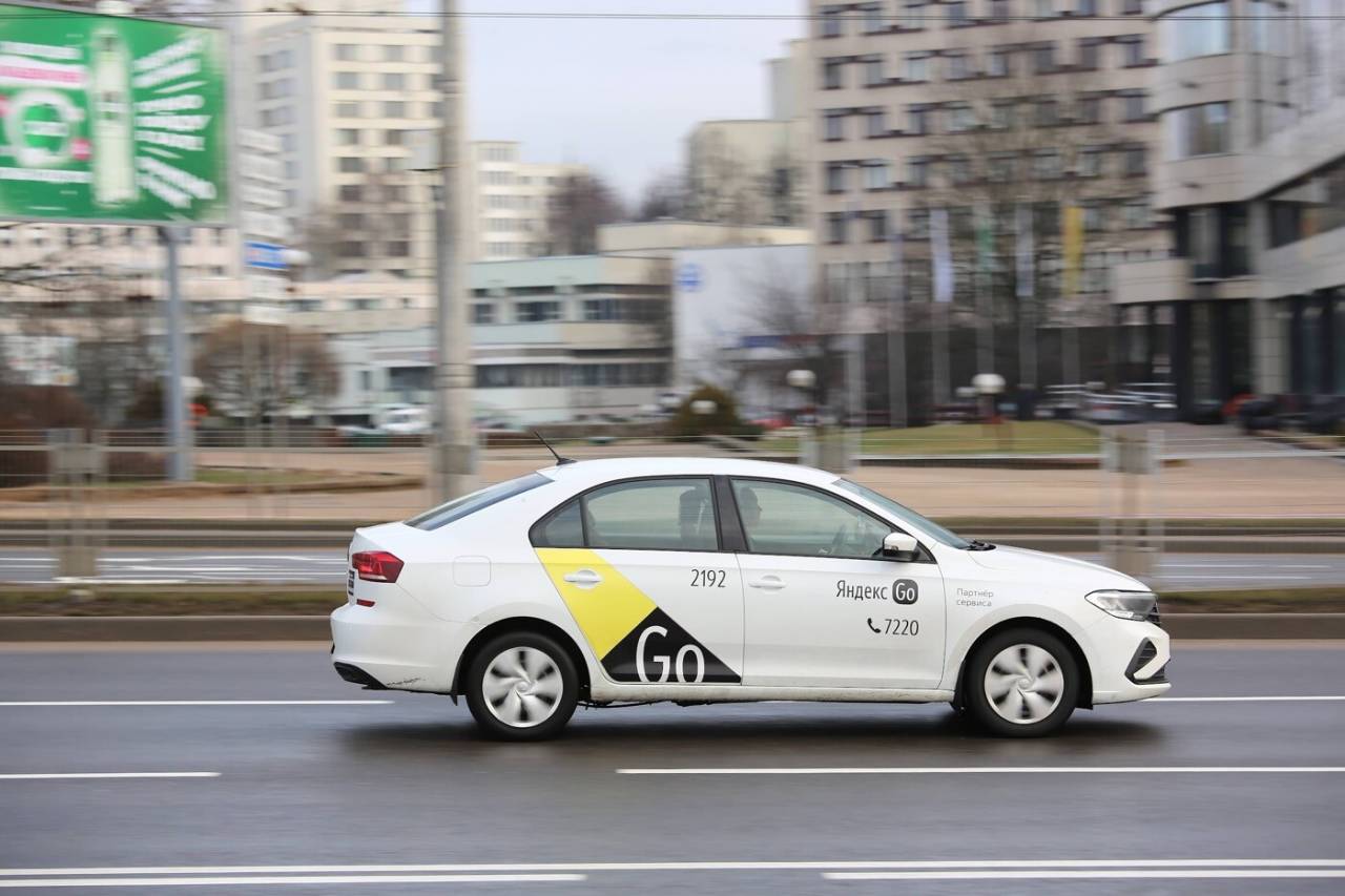 Власти решили, как будет работать такси от «Яндекса» в Беларуси