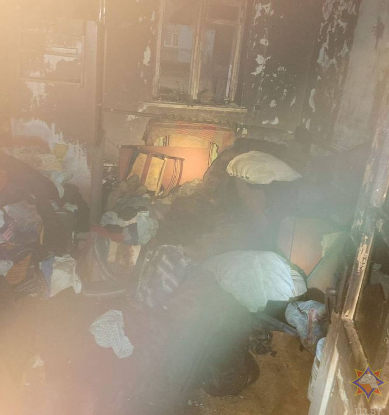 В Зельве горел частный дом: на пожаре спасли хозяина