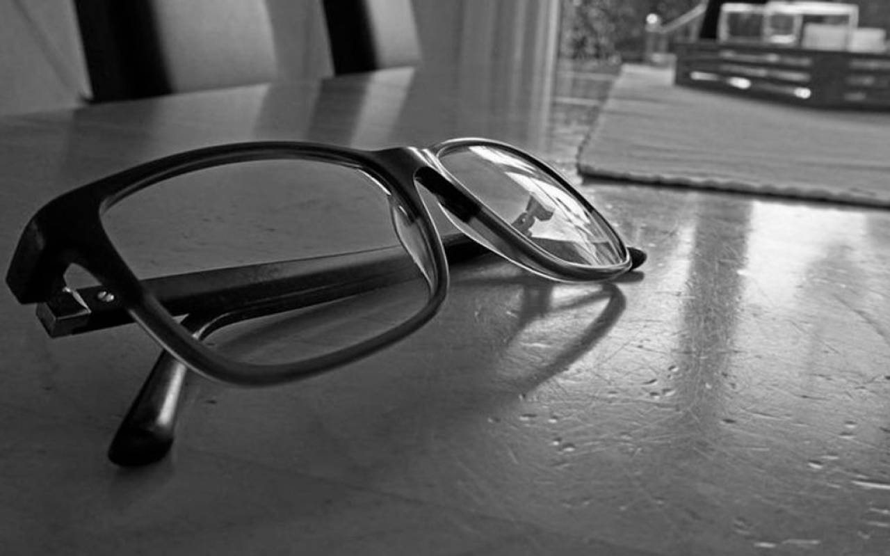 В Гродно пенсионерка забыла очки на почте, и их забрал мужчина. На его беду они оказались очень дорогими
