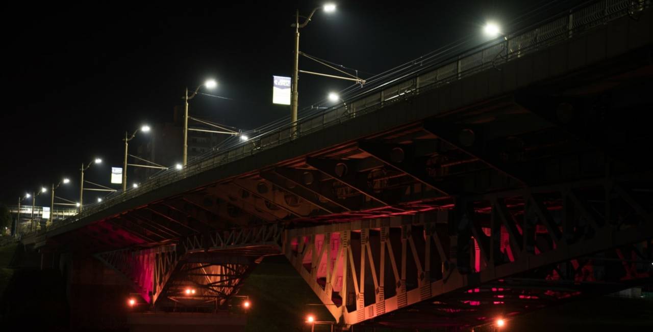 Ночью в Гродно молодой парень пытался спрыгнуть со Старого моста в Неман