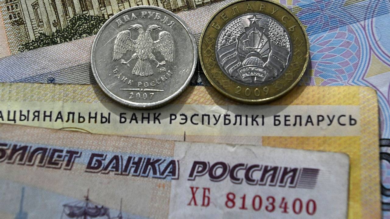 В России вновь заговорили о введении единой валюты с Беларусью