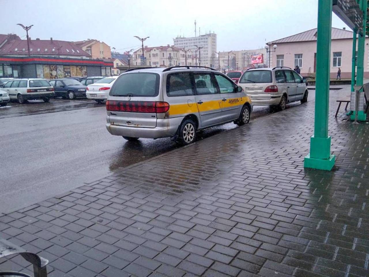 Штраф – 100 «базовых». В Гродно начали наказывать за регулярные рейсы под видом такси