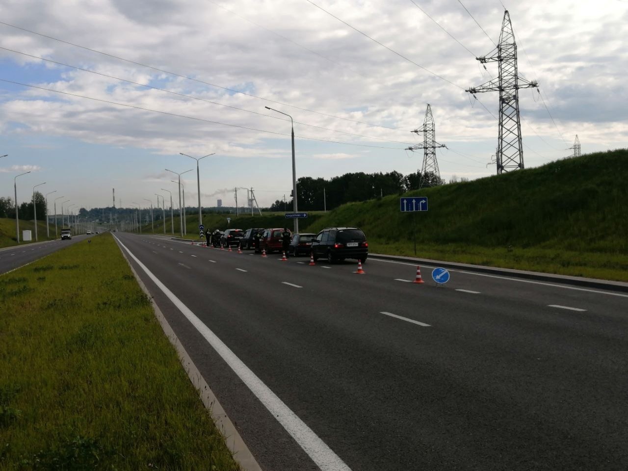 Утром в Гродно на подъезде к Восточному мосту сотрудники ГАИ организовали «фильтр»: какие нарушения выявили?