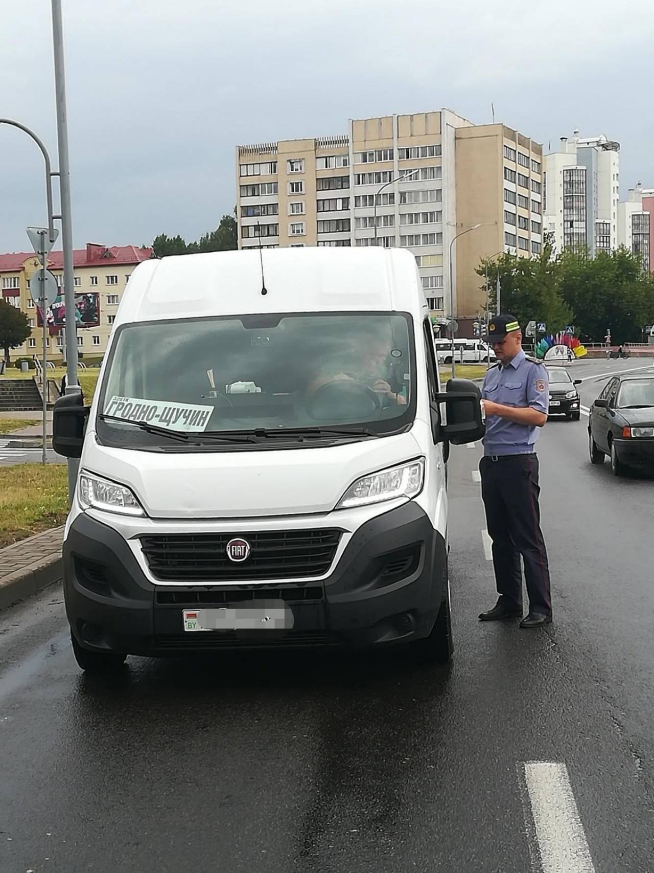 В ГАИ Гродно попросили пассажиров маршруток сразу звонить в милицию, если водители будут нарушать ПДД