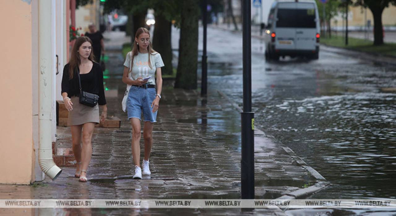 Дожди и гроза — синоптики прогнозируют «мокрые» выходные в Гродно
