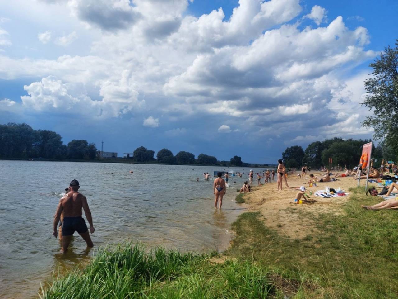 В Лиде очевидец спас тонущего ребенка — Блог Гродно s13