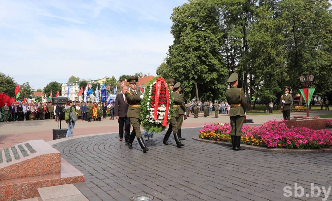 Вальс бронетранспортеров и Ирина Дорофеева: как Гродно будет отмечать 80-летие освобождения