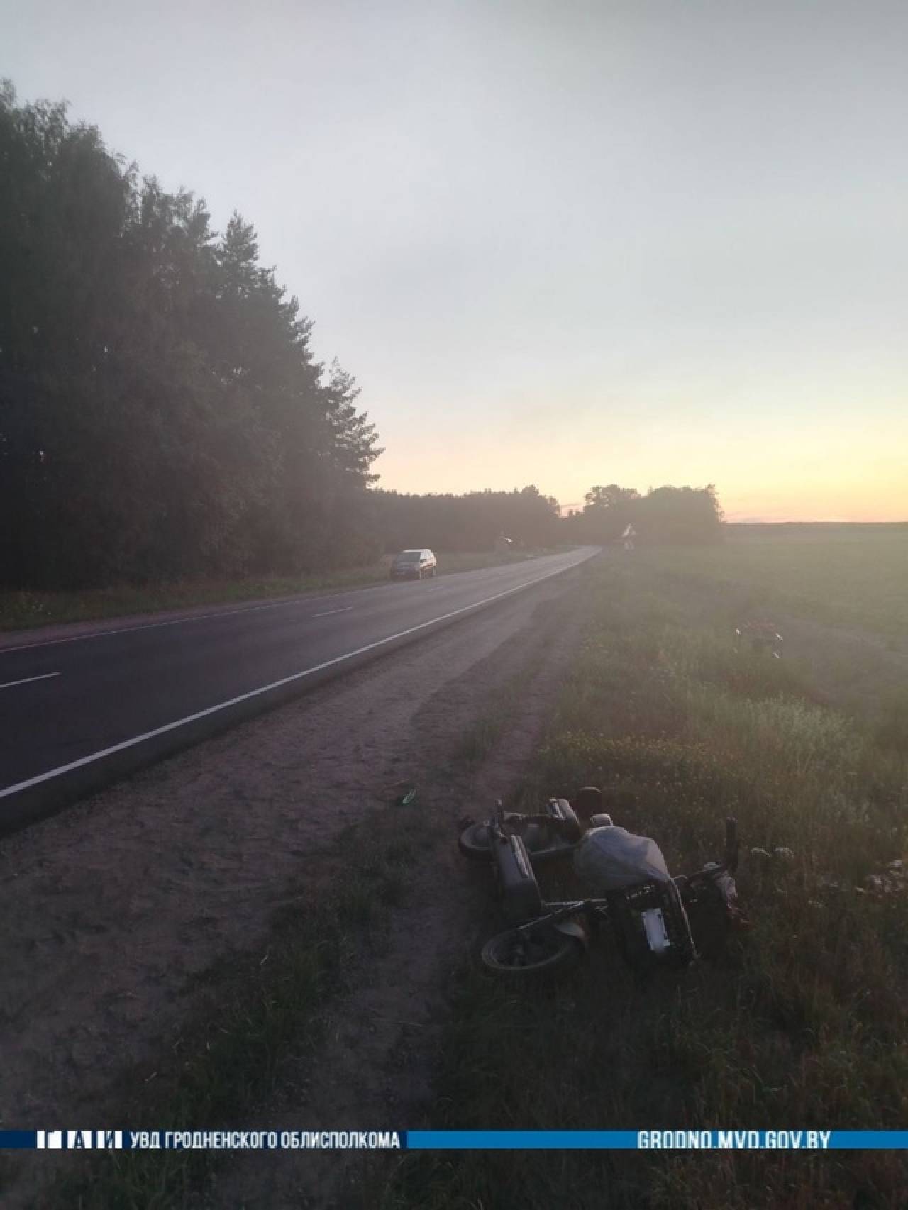 На трассе под Сморгонью под машину попал мужчина на электросамокате