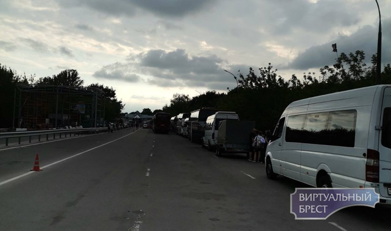 В приграничных чатах пишут, что Польша скоро закроет въезд белорусским авто