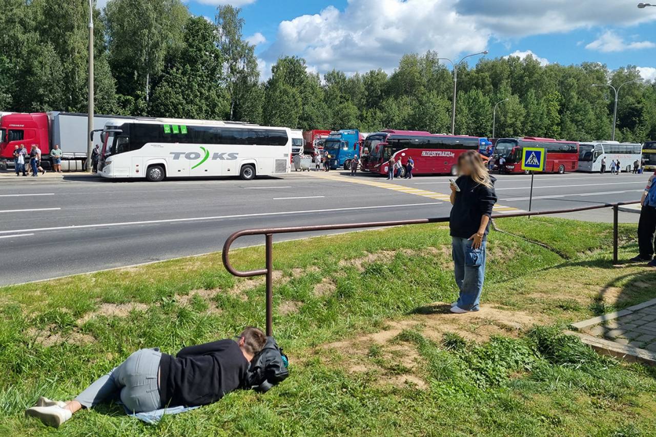 «Атлас» запустил телеграм-канал о задержках автобусов на границе