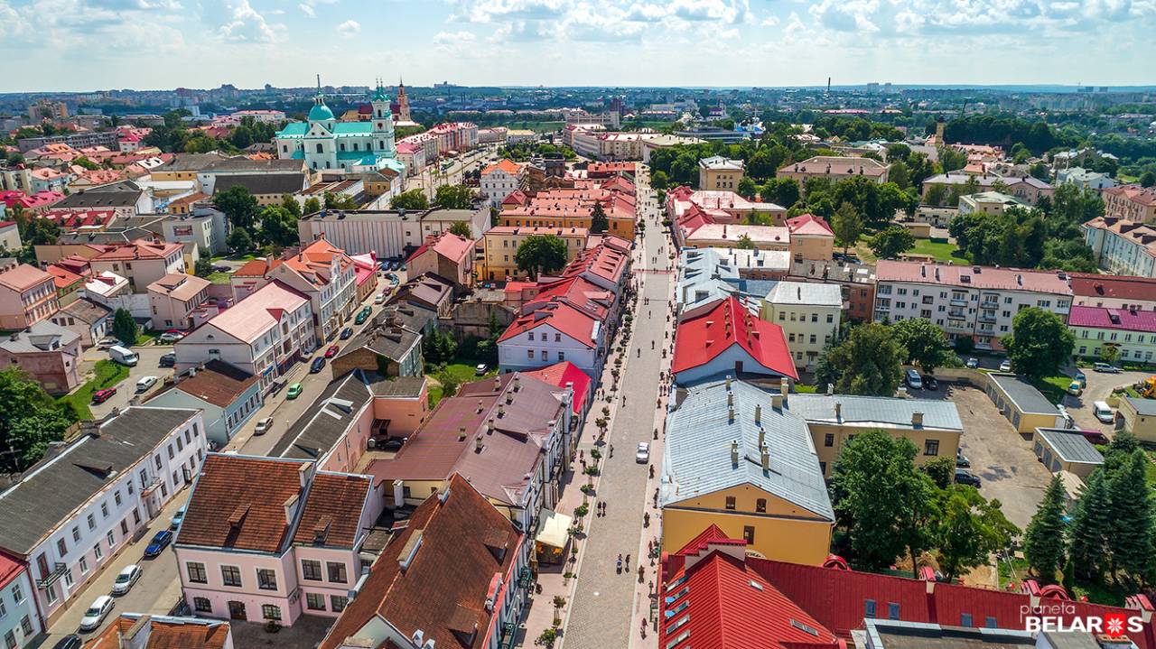 Ценник упал больше чем в два раза: в Гродно осенью в очередной раз попытаются продать на аукционе бывшее здание администрации Ленинского района