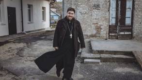 Гродненский священник обещает молиться за айтишников и призывает освободить их от налогов