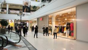 В Гродно в ТРК Triniti приостанавливает работу магазин H&M