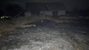 Под Гродно пенсионерка решила сжечь у дома мусор и едва не сгорела сама