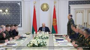 «Мы несколько сценариев видим»: Лукашенко рассказал про варианты военной агрессии против Беларуси