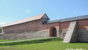 Кревский замок открылся для туристов