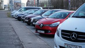 С нового года в Беларуси могут рухнуть цены на б/у автомобили. Все из-за ожидаемого закона в России
