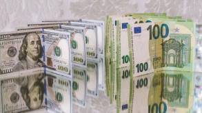 Прогноз по валютам: борьба доллара и евро началась