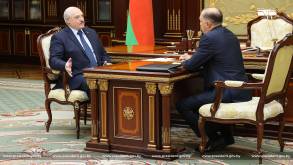 Лукашенко: надо зачистить все до невозможности в системе образования
