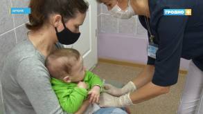 В Гродно от гриппа прививают по 100 детей