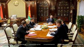 «Пенсионер живет скромно, в основном покупает продукты и простую одежду»: Лукашенко анонсировал увеличение пенсий в Беларуси