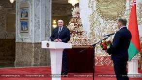 Лукашенко поставил задачу выровнять доходы в городе и деревне