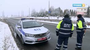 Инспекторы ГАИ поехали на Ольшанку, чтобы поговорить с водителями о зимних шинах, а там уже все «переобулись»
