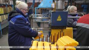 Как работает завод «Фильтр» в Гродно, где больше половины сотрудников — инвалиды по зрению