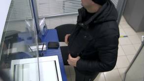 В Гродно милиция разыскивает мужчину, который вышел из обменника на 900 рублей богаче, чем должен был