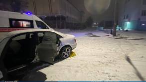 Audi в столбе: в Гродно ГАИ будет выяснять, как молодой водитель попал в аварию — дрифтил или случайно