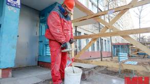 В Беларуси жильцы по закону могут приблизить начало капремонта своего дома. Как это сделать?