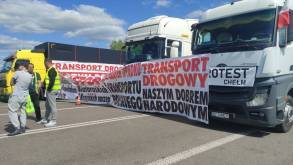 С 9 мая польские перевозчики будут блокировать подъезд к единственному грузовому пункту пропуска на границе с Беларусью