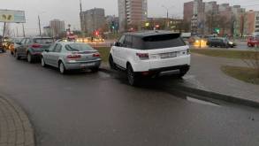 У каждого третьего есть машина: Гродненская область остается самым автомобилизированным регионом Беларуси