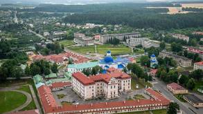 Монастырь и памятник погибшим в годы войны. Отправляемся в одно из самых религиозных мест Беларуси