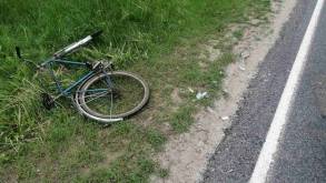 Под Щучином сбили велосипедиста – машина зацепила мужчину при опережении