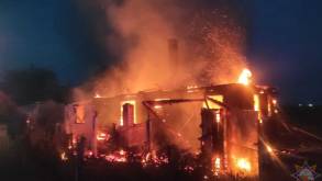 Пока родители были в магазине: в страшном пожаре под Волковыском заживо сгорел подросток