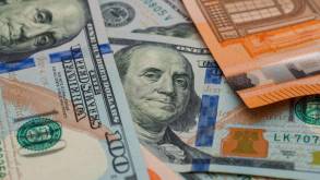 Прогноз по валютам: что будет с долларом на фоне угрозы дефолта США