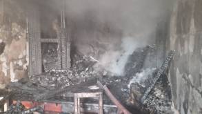 Квартира выгорела полностью: в многоэтажке под Дятлово погибла пенсионерка