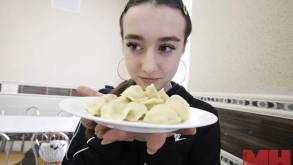 Запретят шаурму и чизбургеры: стало известно, как будут кормить белорусских школьников с 1 сентября