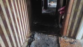 Трагедия в Волковыске: на пожаре в многоэтажке погиб пенсионер, его супругу и внучку спасли