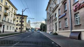 На три дня перекрывают улицу в самом центре Гродно. Это затронет большое количество маршрутов общественного транспорта