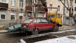 Только в этом году в Гродно признали автохламом 536 машин: в КГК рассказали, как обстоят дела с неэксплуатируемым транспортом в регионе