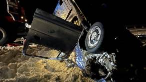 На трассе М6 под Щучином произошла серьезная авария: спасатели «вырезали» из перевернувшегося авто пассажира