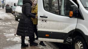 В Беларуси разрешат перевозить пассажиров в маршрутках стоя? Минтранс рассмотрит предложение компаний-перевозчиков