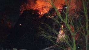 В Гродно ночью сгорела дача: хозяева успели спастись