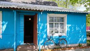 Посмотрите на крепкий дом за 40 рублей в 100 км от Гродно. И почитайте про подводные камни, которые могут ожидать при покупке похожей недвижимости в Беларуси